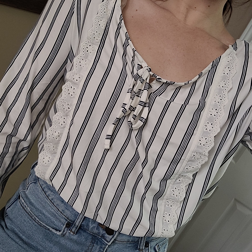 Shirt size M - Picture 2 of 4